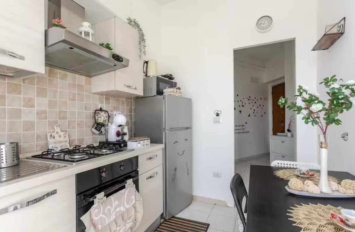 Apartament Fefe'S House Rzym Zewnętrze zdjęcie
